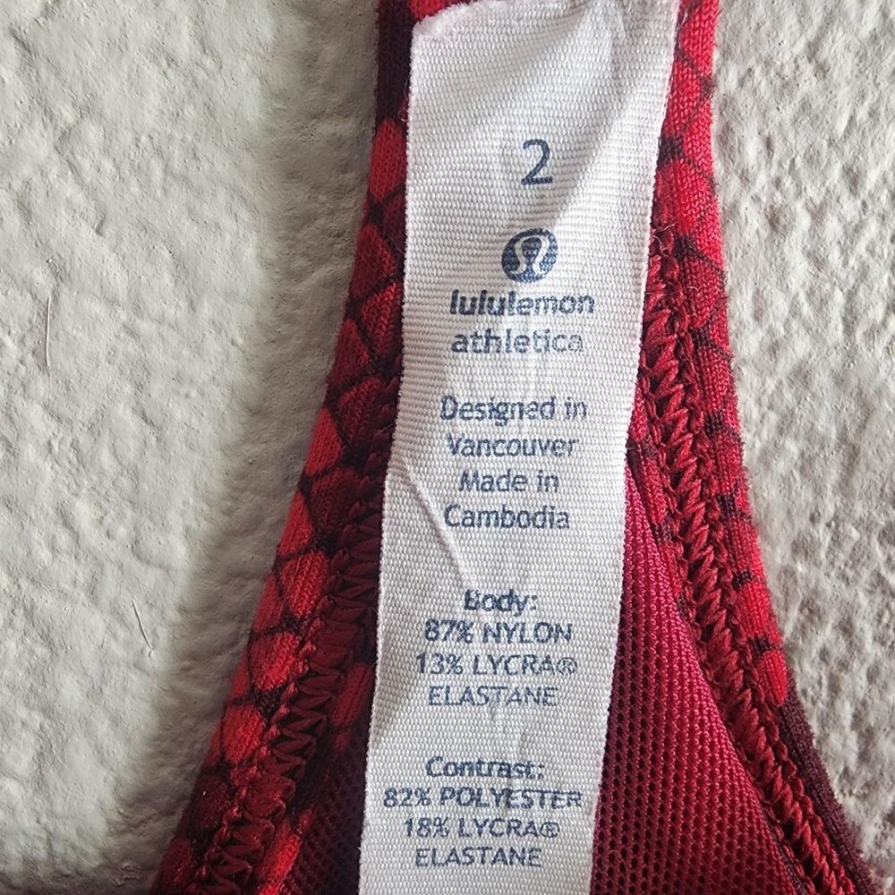 Lululemon Athletica Tank Top Womens Size 2 Red Power Y Shelf Bra Racerback Yoga - Picture 4 of 9